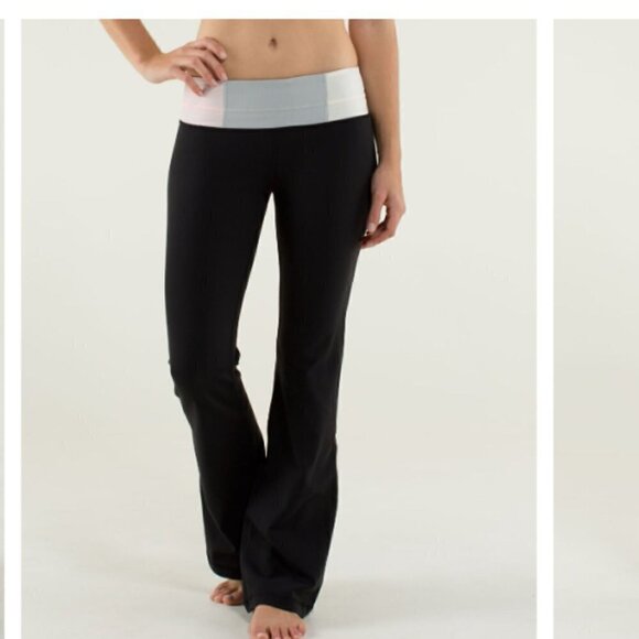 Lululemon Reversible Groove Regular Pant in Quilt 13 - Picture 1 of 13